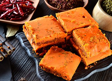 選購火鍋底料也有學(xué)問與講究