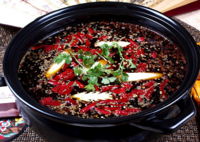 重慶火鍋底料，夏季吃火鍋這些菜品能養(yǎng)顏