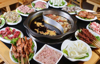 重慶火鍋底料加工廠家生產(chǎn)力強(qiáng)味道種類(lèi)豐富