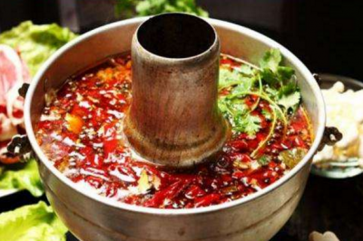 重慶火鍋底料加工廠哪個(gè)火鍋底料好吃
