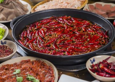 重慶火鍋底料炒制的關(guān)鍵是什么