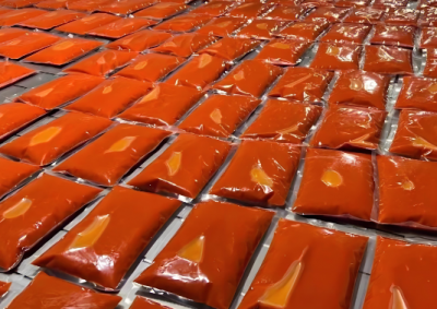 重慶火鍋底料獨特風(fēng)味，加工廠有何秘訣？