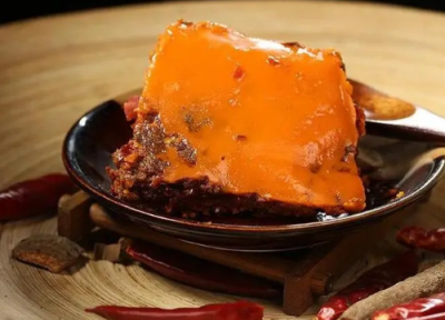 同配方火鍋底料，風(fēng)味差異何在？重慶生產(chǎn)技藝深度剖析！