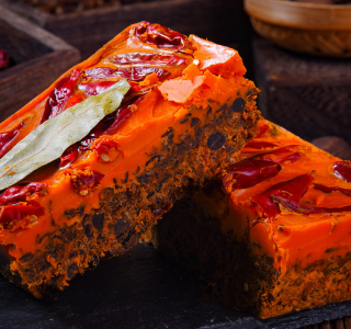 探尋最佳火鍋風(fēng)味密碼：底料共性何在，引人垂涎？