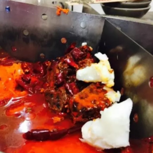 牛油紅油火鍋底料，如何巧妙去油膩，盡享清爽美味？