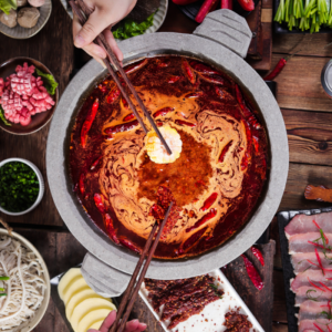 紅油在火鍋中扮演的角色及其風(fēng)味影響何在？