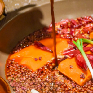 哪能找到正宗重慶火鍋底料廠家，風(fēng)味不妥協(xié)？
