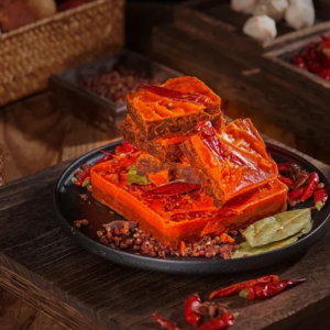 火鍋調(diào)料里，紅油加工為何如此關(guān)鍵？原因探索