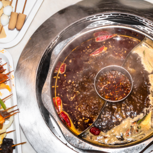 選購(gòu)重慶火鍋底料廠，哪些誤區(qū)要避開(kāi)？真相揭曉！