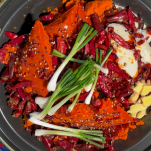 如何挑選優(yōu)質(zhì)重慶火鍋底料批發(fā)？定制廠家魅力何在？